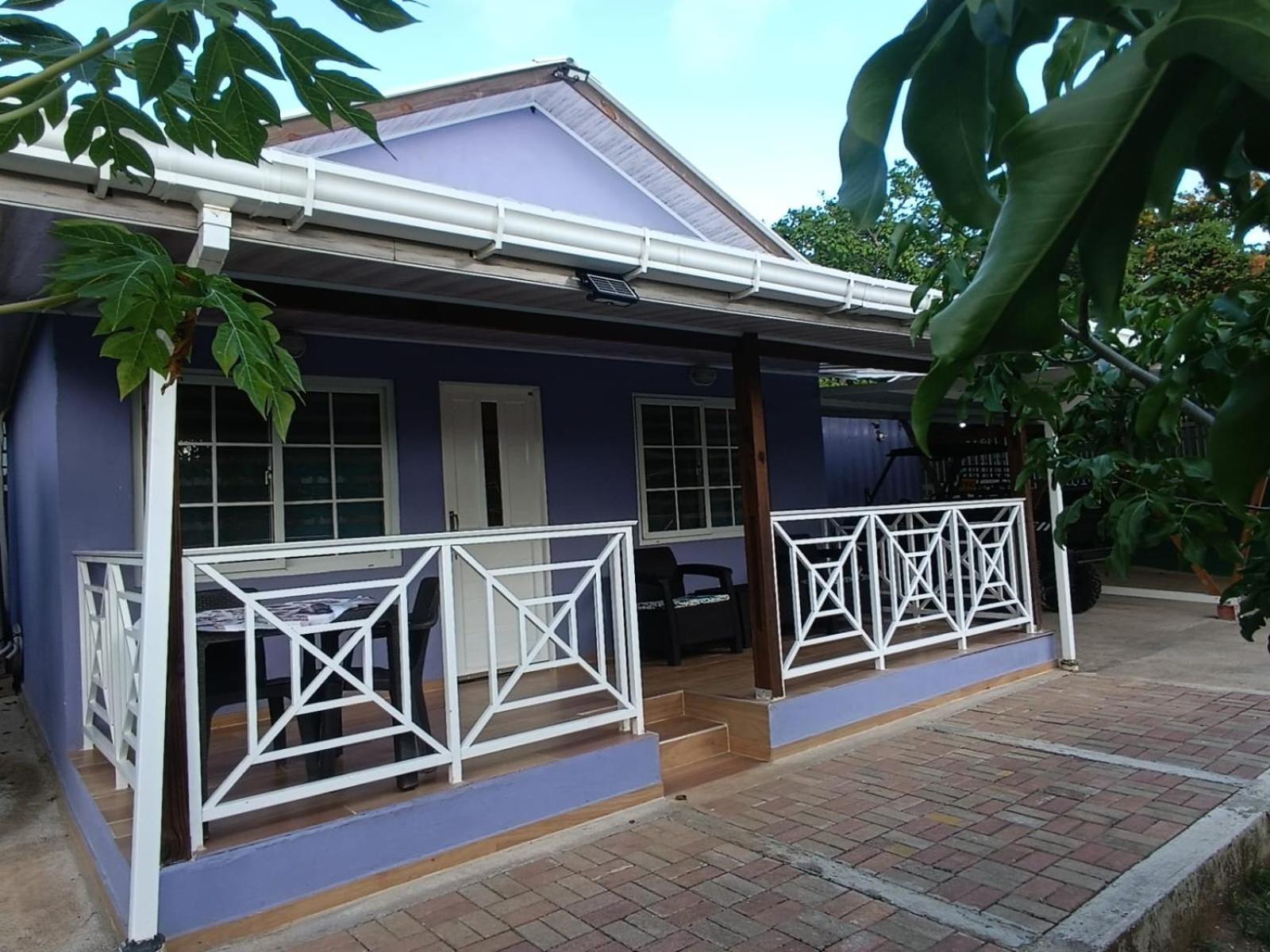 Blue Lizard House Lodge San Andrés